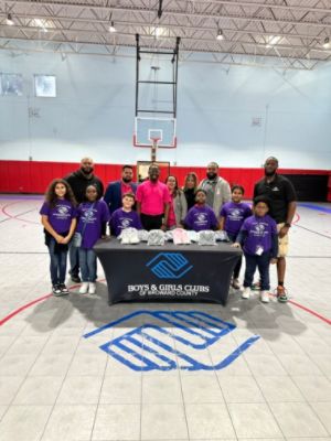 Subaru of North Miami Brings Warmth and Comfort to Kids in Need through Subaru Loves to Help