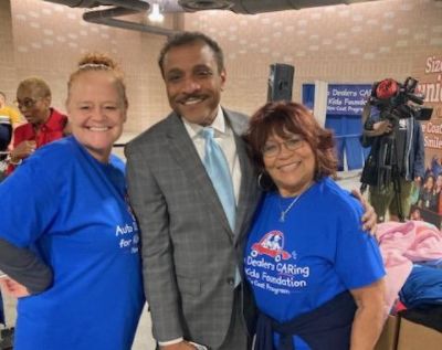 Colonial Subaru Supports 'New Coat Program' for kids
