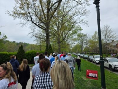 Dutch Miller Subaru Goes for a Walk to Benefit the American Heart Association