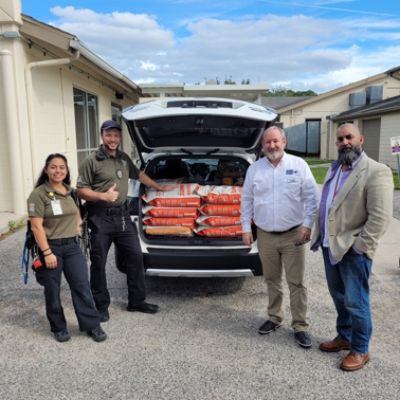 Sport Subaru Collects Pet Food & Supplies to Aid Two Orlando, FL Area Shelters