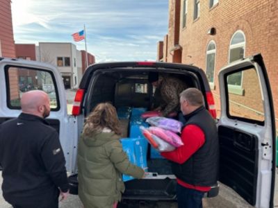 Budd Baer Loves to Help