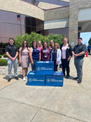 Al Serra's Subaru of Grand Blanc Blanket Donation to Covenant HealthCare's Cancer Care Center