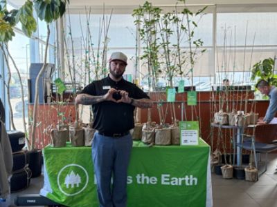 AutoNation Subaru and the Arbor Day Foundation Partner to Plant 100 Trees in the Local Community 