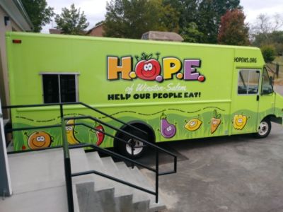 Flow Subaru of WS Helps Feed Kids!