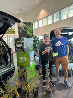 Gillman Subaru Gives Away Trees