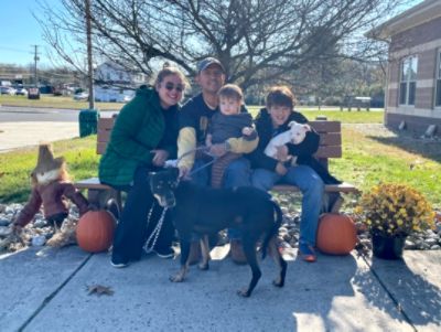 RK Subaru welcomes the Baez family & Butters to the Subaru Family. 