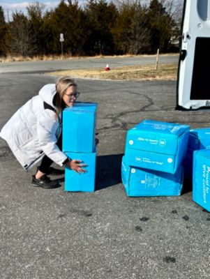 New coats/shoes/socks for Loudoun Shelter House