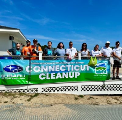 Holmgren Subaru Leads Cleanup at Esker Point Beach