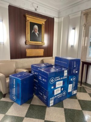 Gengras Subaru of Torrington Delivers Warmth and Support to Charlotte Hungerford Hartford HealthCare