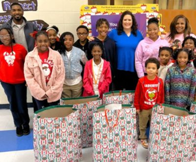 Paul Moak Subaru Spreads Christmas Cheer to Adopt-A-Scholars at Subaru Loves Learning School