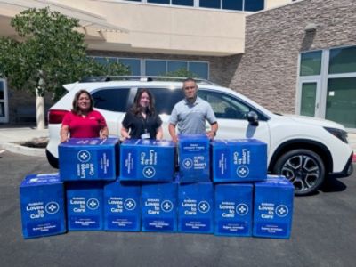 Subaru AV Delivers Blankets to City of Hope for Subaru Loves to Care