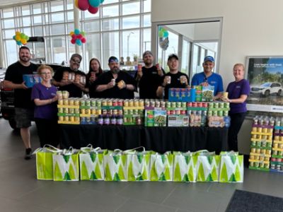 Subaru Loves to Help® Food Drive