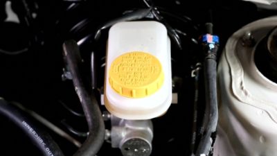 Car Care Tips, How to Check Windshield Washer Fluid