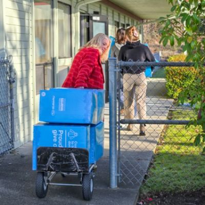 Subaru Loves to Help HopeSparks