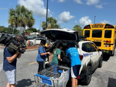 Celebrating Anderson Subaru's Generous Support for 2024's Stuff the Bus event.
