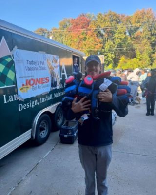 Bel Air Subaru Supports the Humane Society of Harford County's Fall Pet Vaccine Clinic