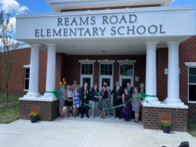 Subaru Loves Learning