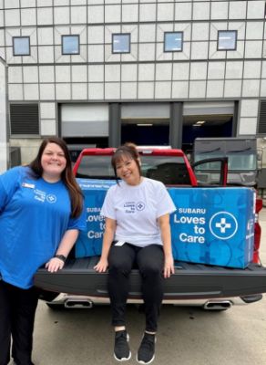 Hendrick Subaru Delivers Loves to Care Blankets to UAB 