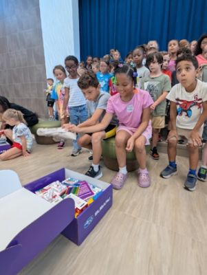 Cascade Subaru Shares the Love of Learning at Woodridge Elementary