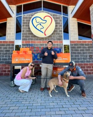 Jones Bel Air Subaru Supports Local Pet Adoptions