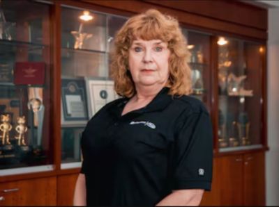 Pamela Helped a Customer Love Their Subaru Again