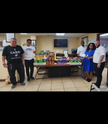 "Subaru of North Miami Partners with Local Charites for Thanksgiving!!