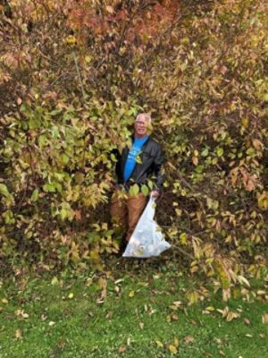 Picking up Litter at Martha Hart Park