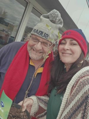 Dutch Miller Subaru Gives Away Trees for Arbor Day