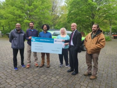 Grayson Subaru Presents $39,000 Check to Ijams Nature Center for 16th Subaru Share the Love® Event