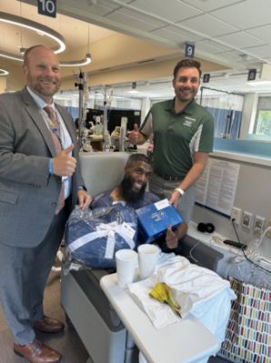 Haldeman Subaru Delivers Warmth to Cancer Patients
