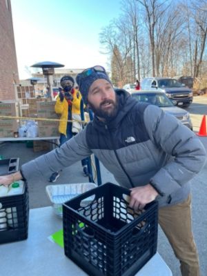 Haddad Subaru Helps Thanksgiving Angels Distribute Holiday Meals 