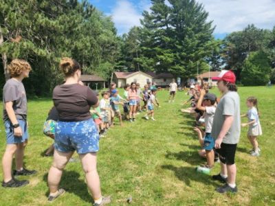 SUMMER FUN THANKS TO DELLA