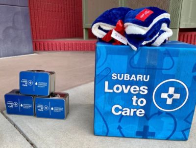 Subaru and the Leukemia & Lymphoma Society Deliver Blankets to Phoenix Children’s Hospital 