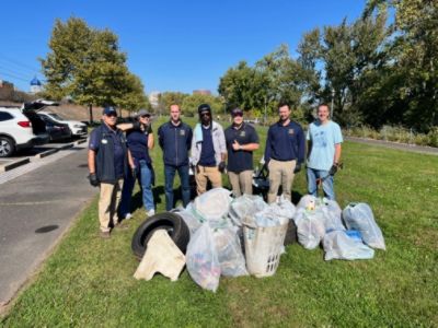 Bertera Subaru of Hartford Cleans Up Charter Oak Landing! 