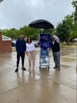 Garber Subaru Provides Blankets, Care Kits, & Messages of Hope to Local Cancer Patients - Nick R