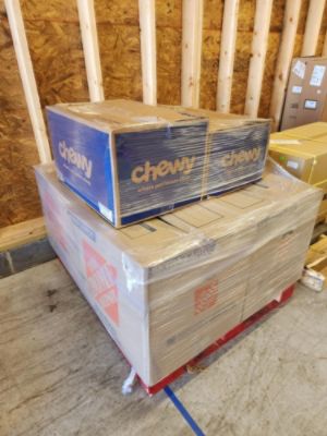 Frederick Subaru helps animals affected by Hurricane Ian