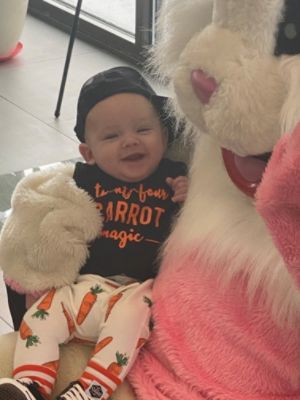 1st Time Meeting Easter Bunny