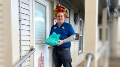 More Than a Meal: 802 Subaru’s Commitment to Meals on Wheels