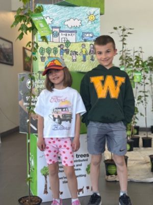 Subaru Loves the Earth Arbor Day Event