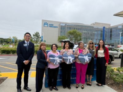 Subaru Loves to Care Brings Comfort and Hope to Patients at Hoag Family Cancer Institute 