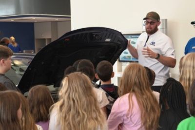 Lawson Elementary 4th grade field trip to Subaru of Little Rock