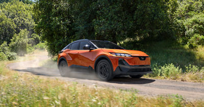 2026 Subaru Uncharted front three-quarter exterior view