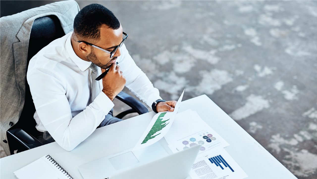 Employee analyzing data