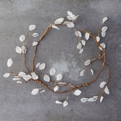 Icy Leaves Garland