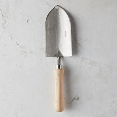 round trowel