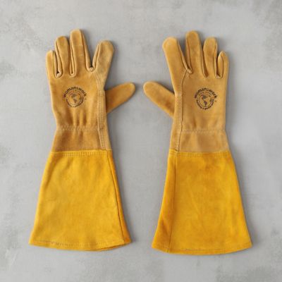 leather gauntlet gloves