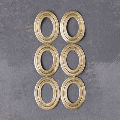 Dresden Foil Circle Frames