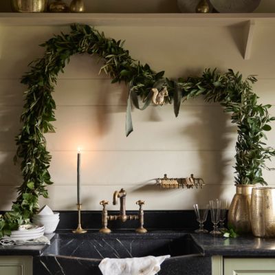 Fresh Israeli Ruscus & Olive Leaf Garland - Terrain