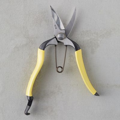 lightweight secateurs