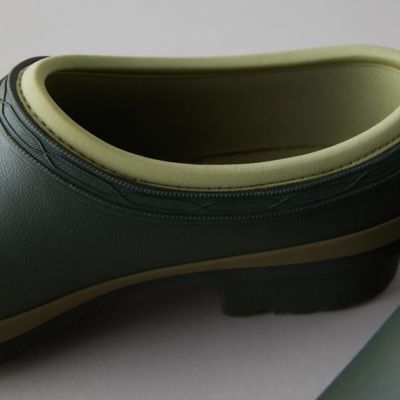 hunter garden clogs mens